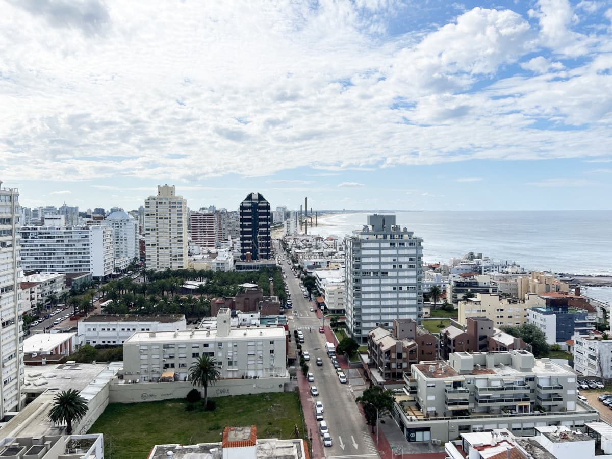 Apartamento ID.4063 - Apartamento en venta en Torre Van Gogh