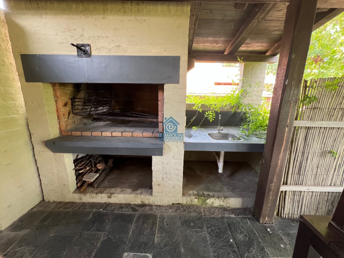 Casa duplex alquiler anual en barrio privado 2 dormitorios  -