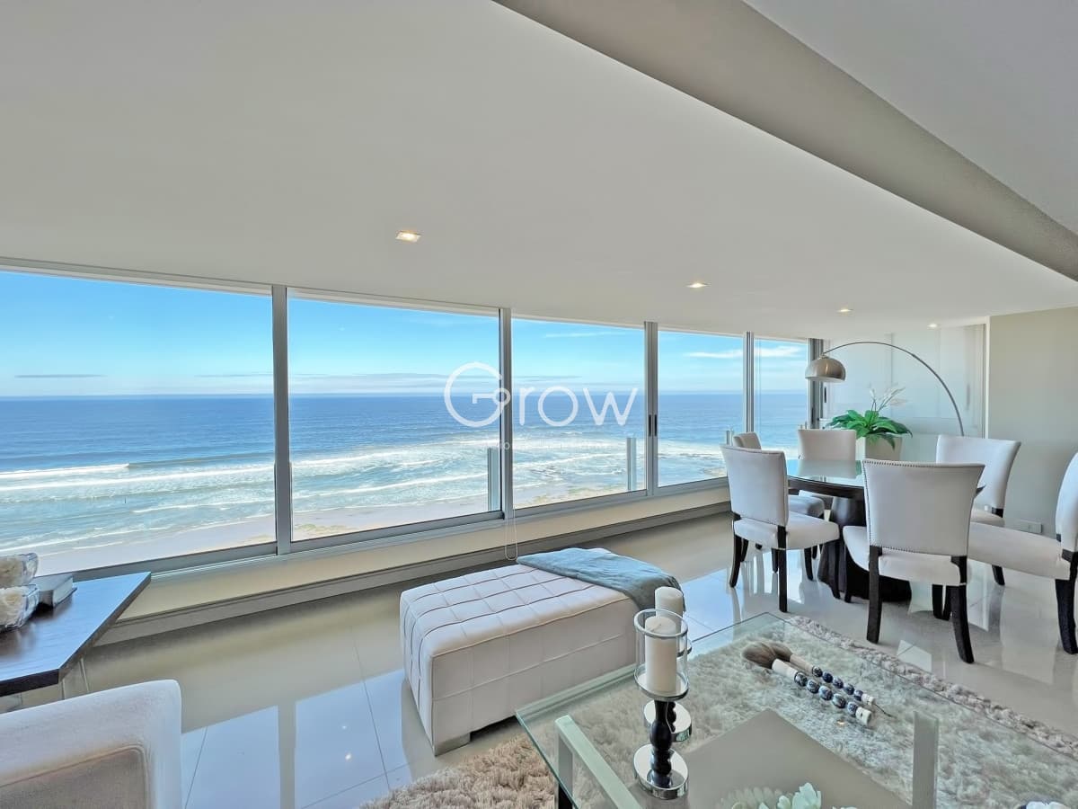 Frente al mar, reciclado en torre de gran categoría en venta