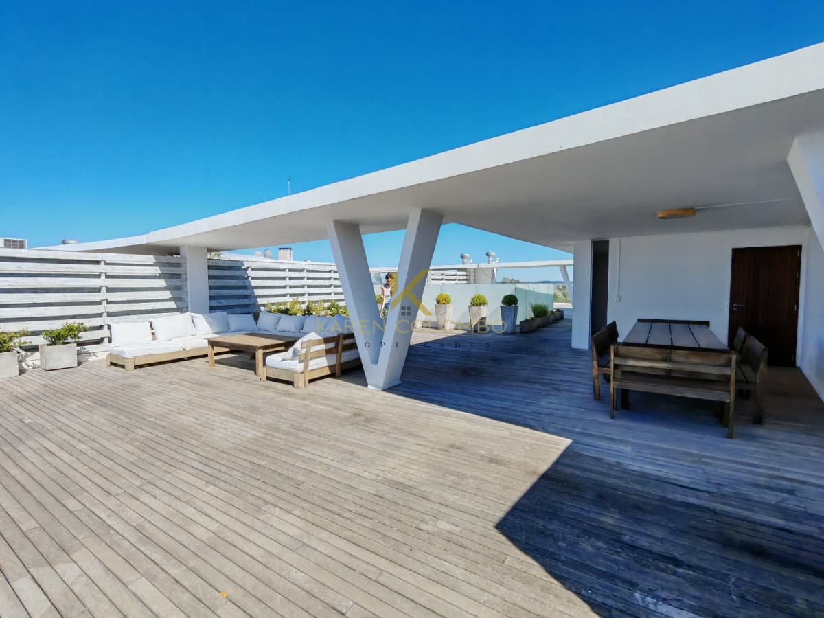 Pent House con piscina de uso exclusivo en venta y alquiler