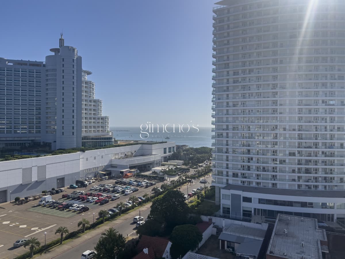 Apartamento en Venta 3 Dormitorios Punta del Este - Playa Mansa