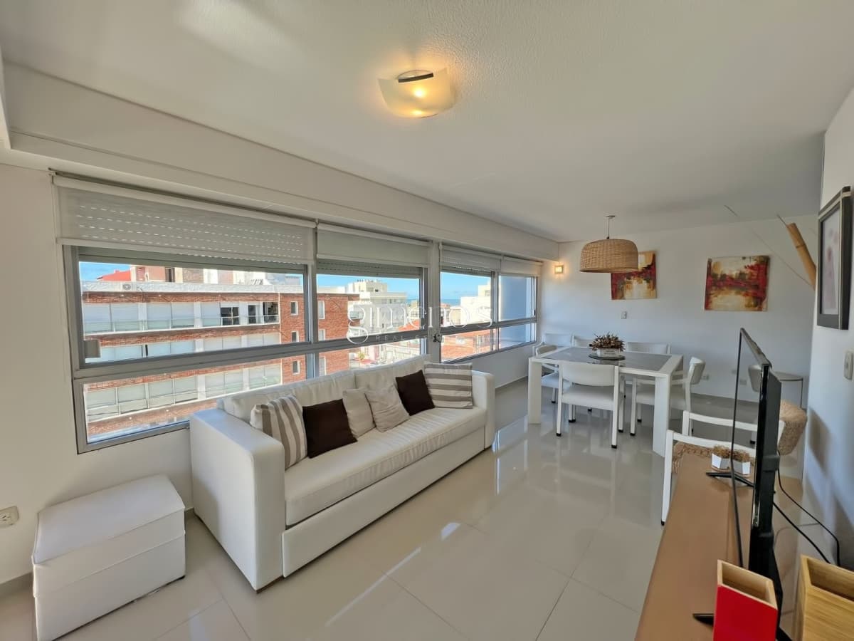 Venta Apartamento 2 Dormitorios en Peninsula - Punta del Este