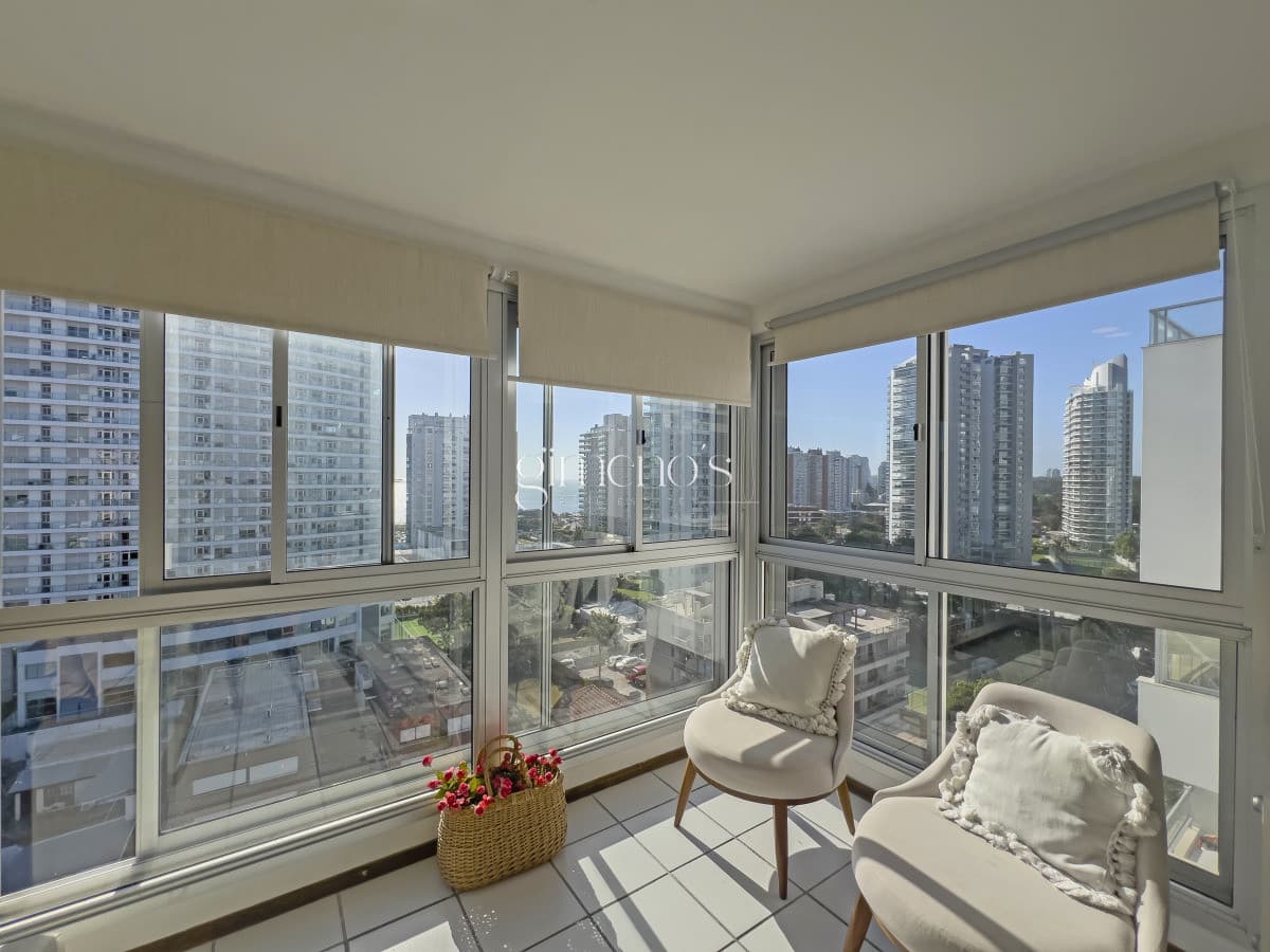 Apartamento en Venta 3 Dormitorios Punta del Este - Playa Mansa