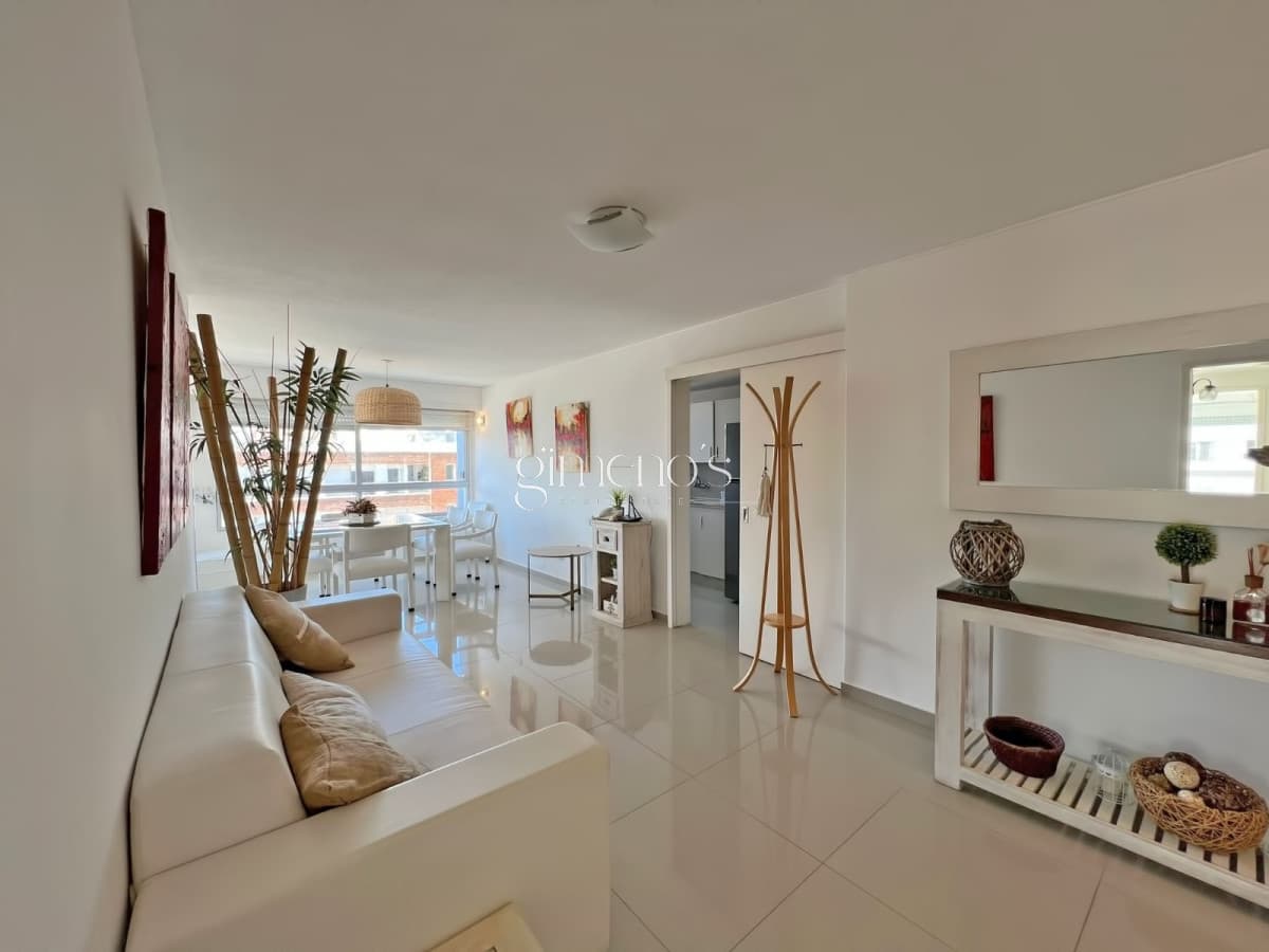 Venta Apartamento 2 Dormitorios en Peninsula - Punta del Este
