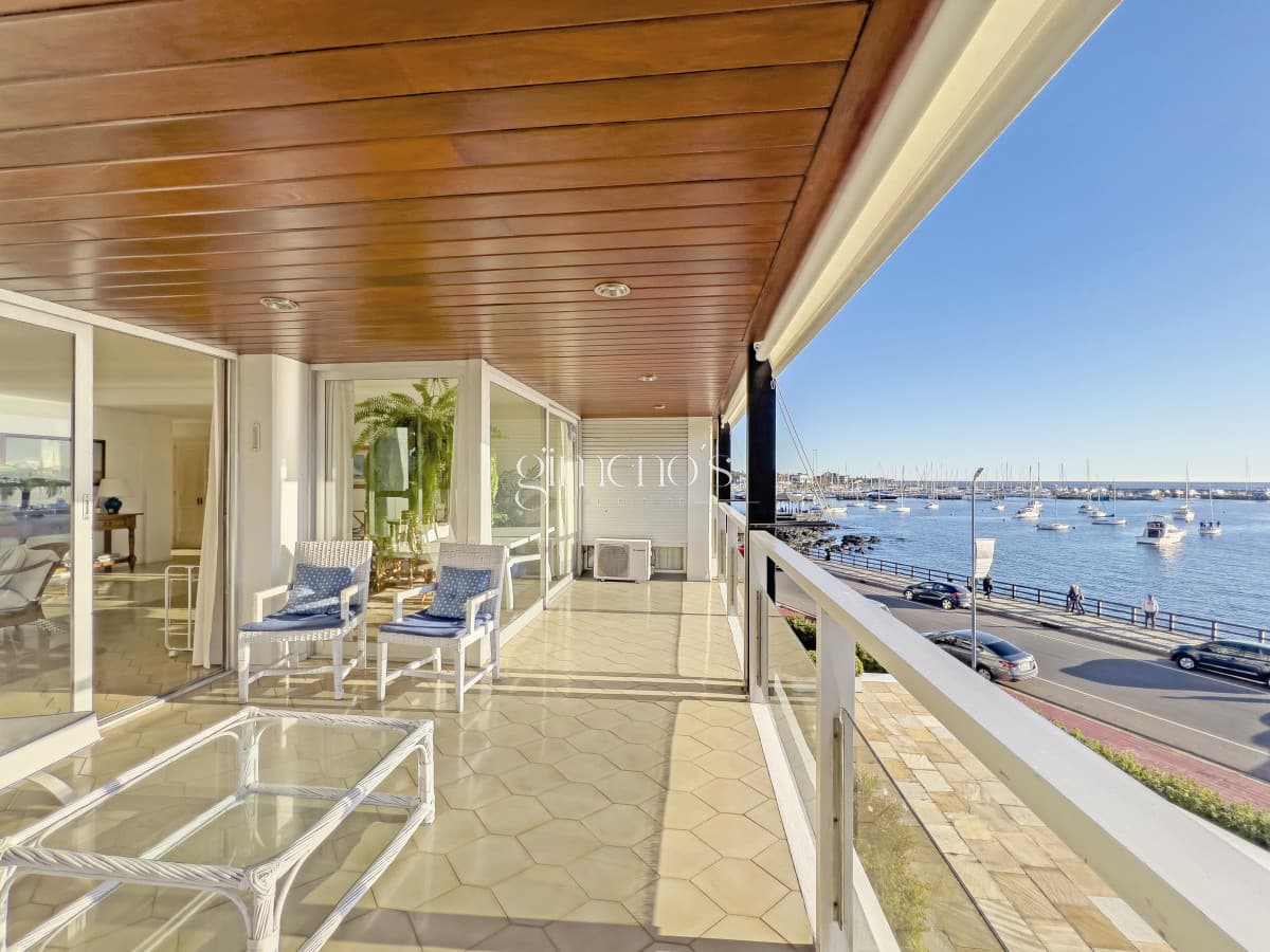 VENTA APARTAMENTO 3 DORMITORIOS PUERTO PUNTA DEL ESTE