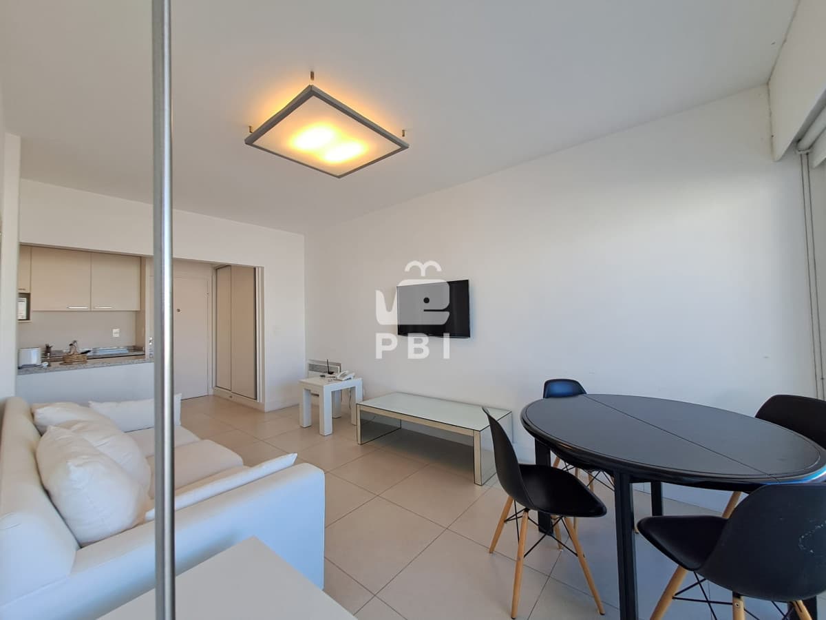 Venta de Apartamento 2 DORMITORIOS Playa Mansa