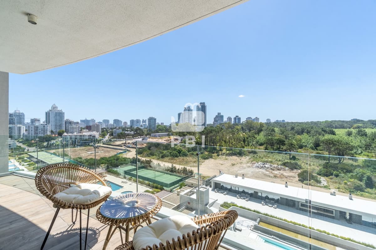 Elegancia Moderna en la Exclusiva Torre Trump