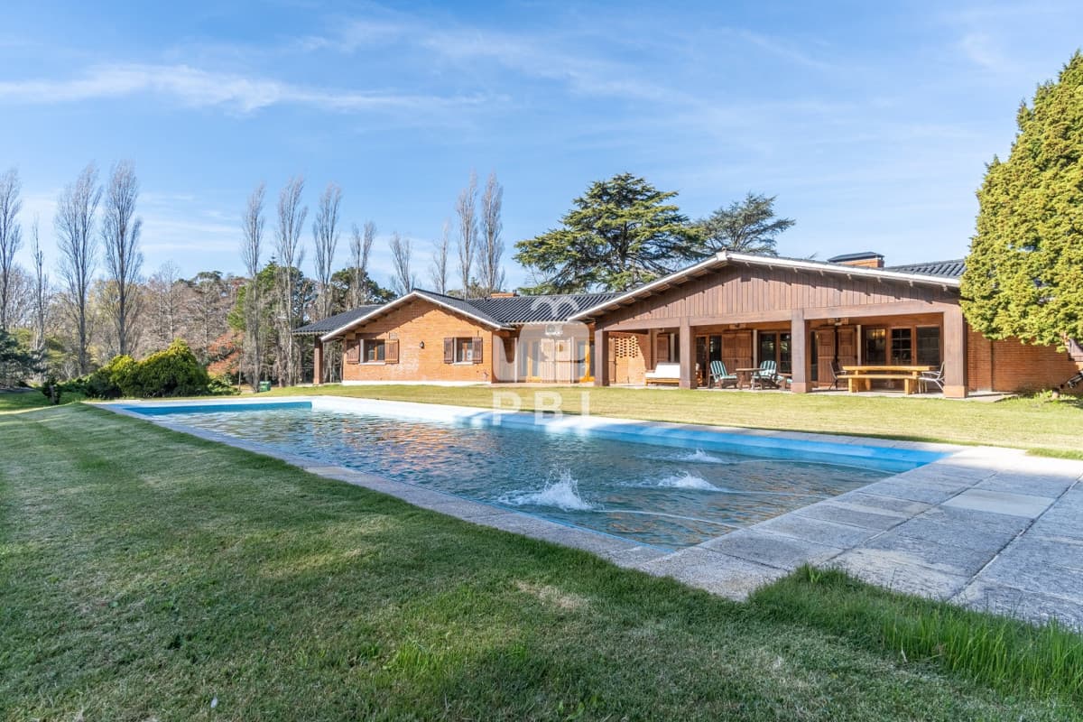 Magnifica propiedad en el Golf