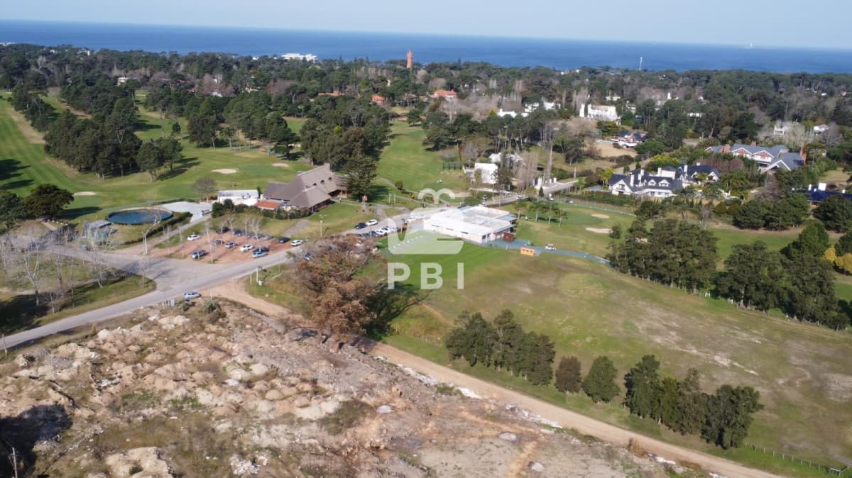 Departamentos y Casas en Punta del Este, Alquileres