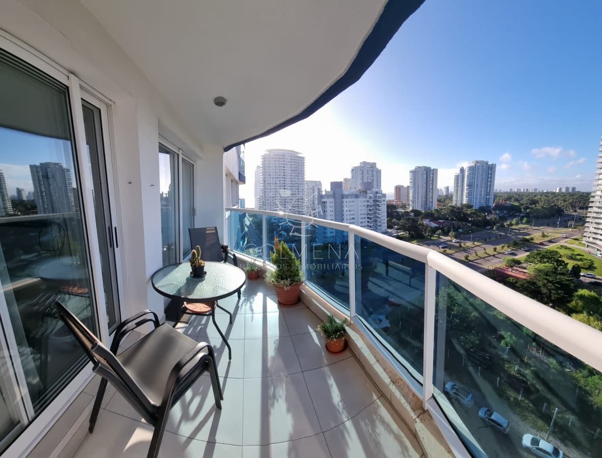 Apartamento de 2 Dormitorios con Parrillero Propio