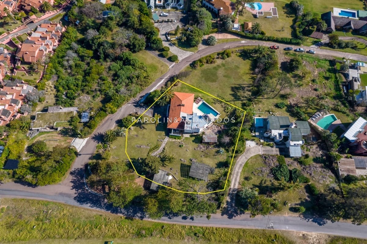 Casa de 4 dormitorios en venta, Punta del Este.