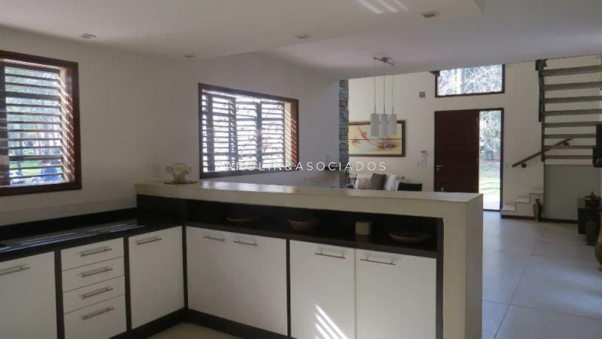 Casa en venta de 4 dormitorios en Solanas Country club, Punta del Este