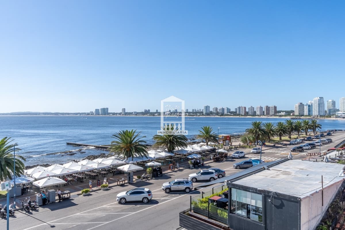 Penthouse en venta 3 DORMITORIOS Puerto de Punta del Este