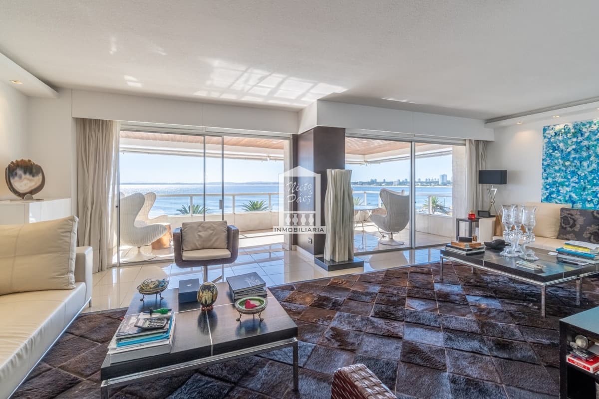 Penthouse en venta 3 DORMITORIOS Puerto de Punta del Este