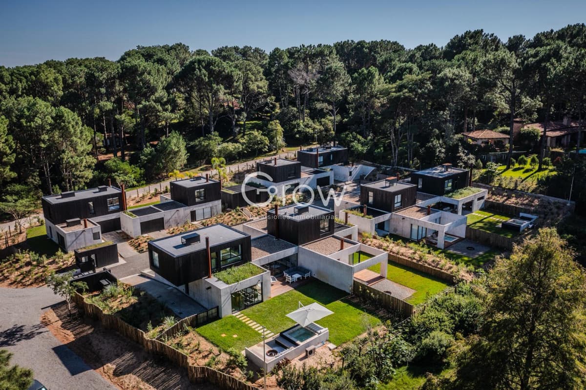 Casa 3 DORMITORIOS en Club del Lago, Punta Ballena