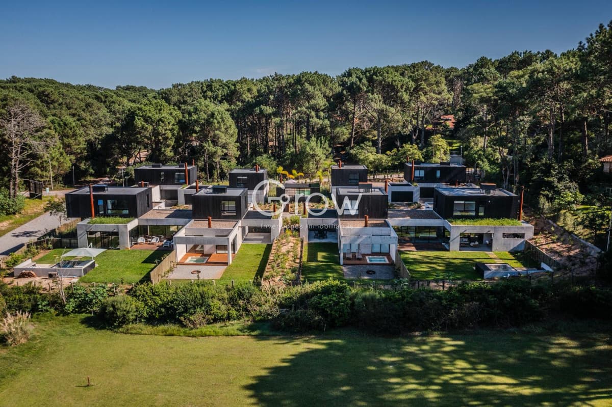 Casa 3 DORMITORIOS en Club del Lago, Punta Ballena