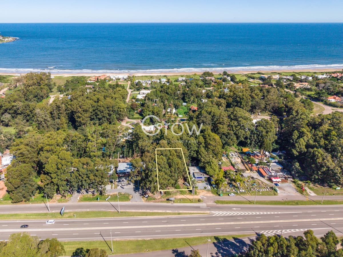 Terreno COMERCIAL en venta en Rinconada, Punta Ballena