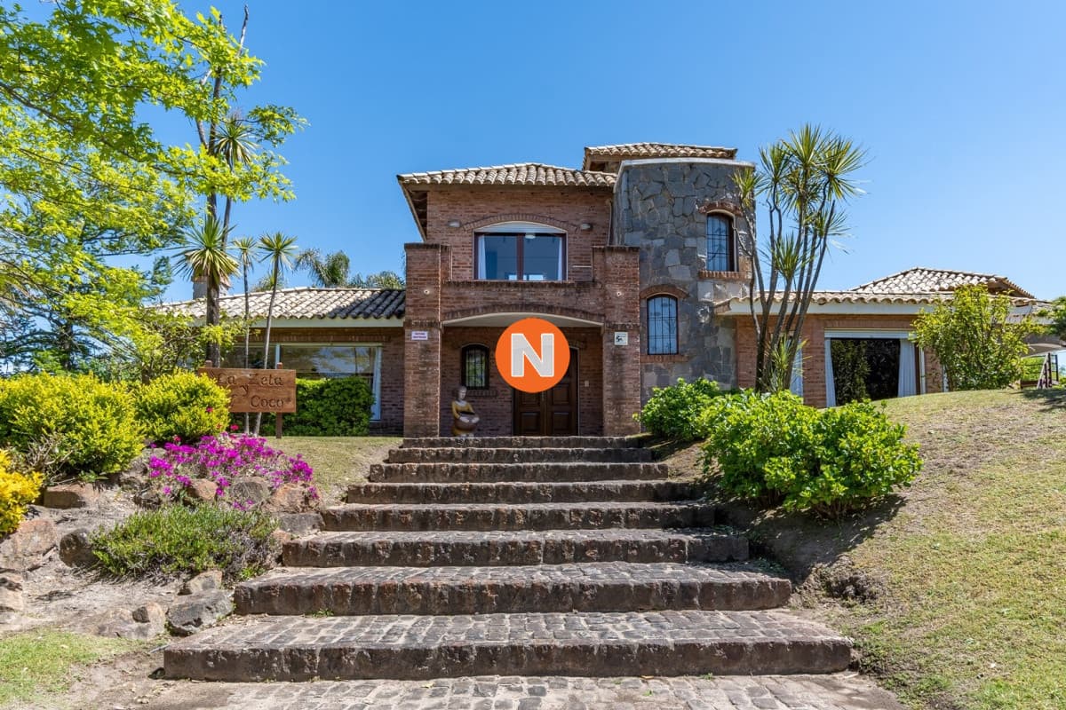 Casa en venta Solana 5 dormitorios