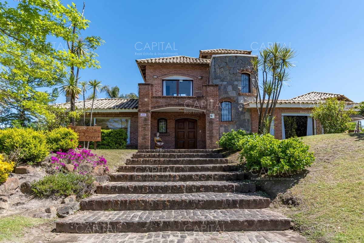 Casa en venta Solanas 5 dormitorios