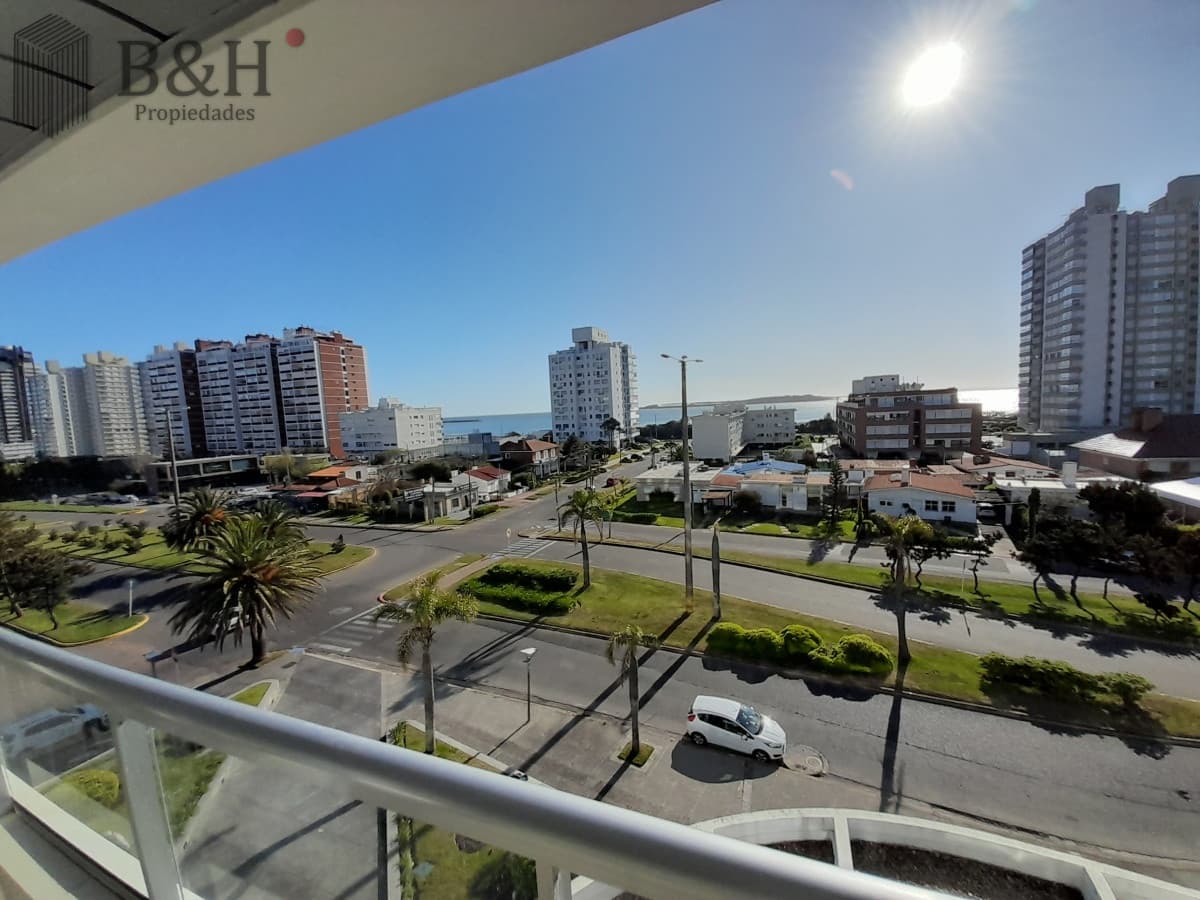 PUNTA DEL ESTE MANSA EXCELENTE APARTAMENTO 2 DORMITORIOS 2 BAÑOS