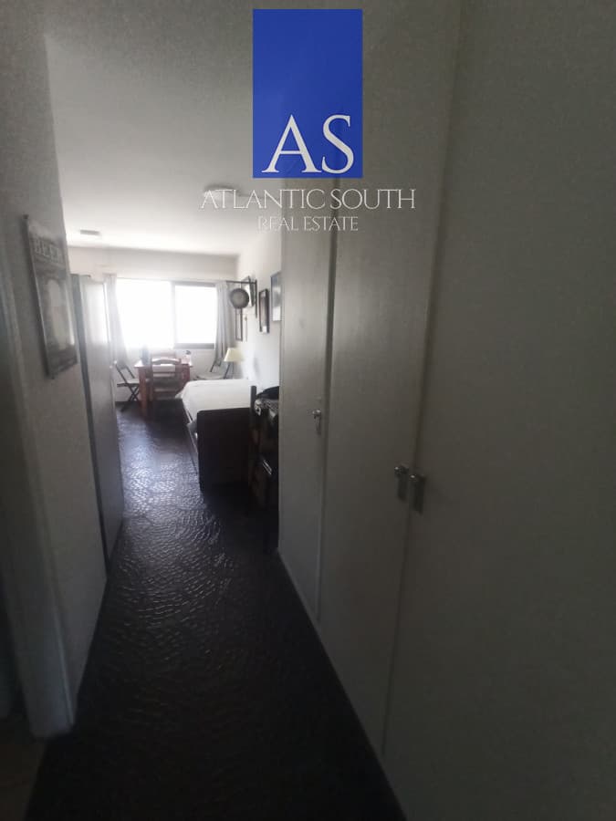 Apartamento 1 dormitorios con cochera en Playa Mansa
