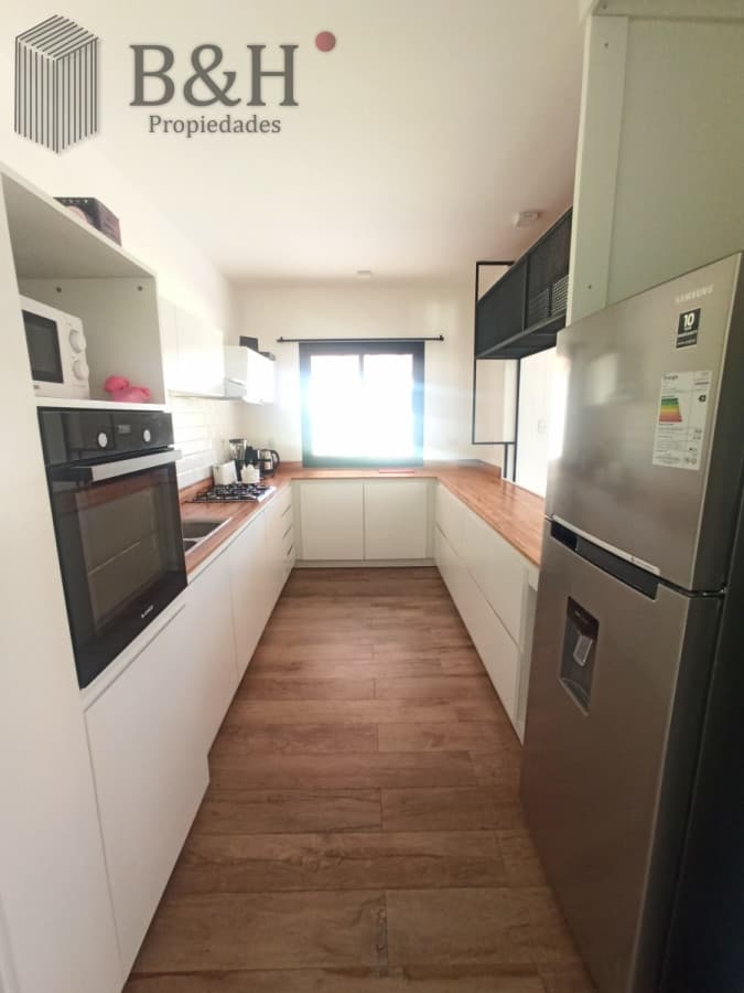 Casa con piscina en barrio privado Punta del Este