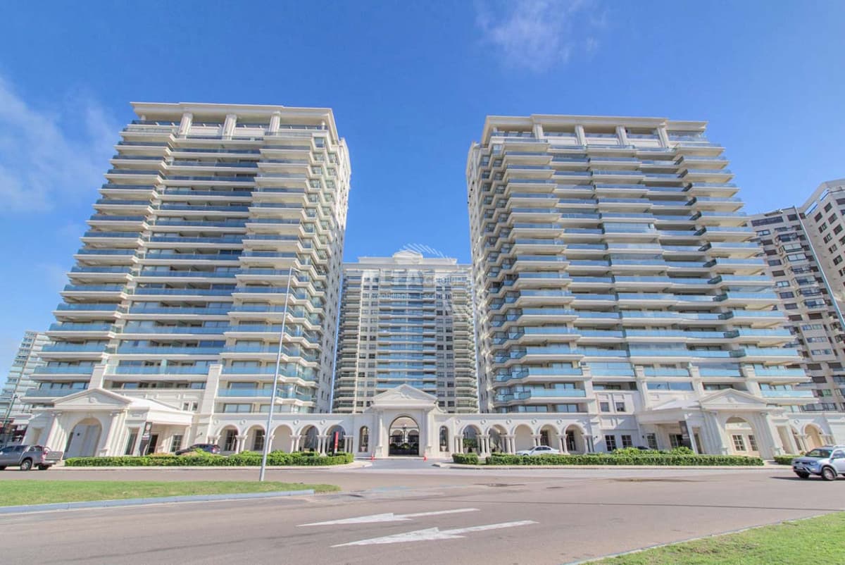 Apartamento en venta - Punta del Este - Torre Premium