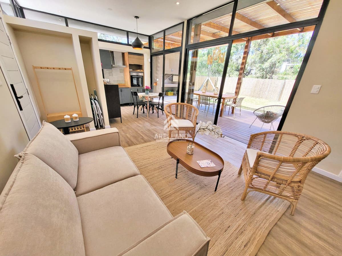Casa ID.7023 - Venta casa 2 dormitorios La Barra