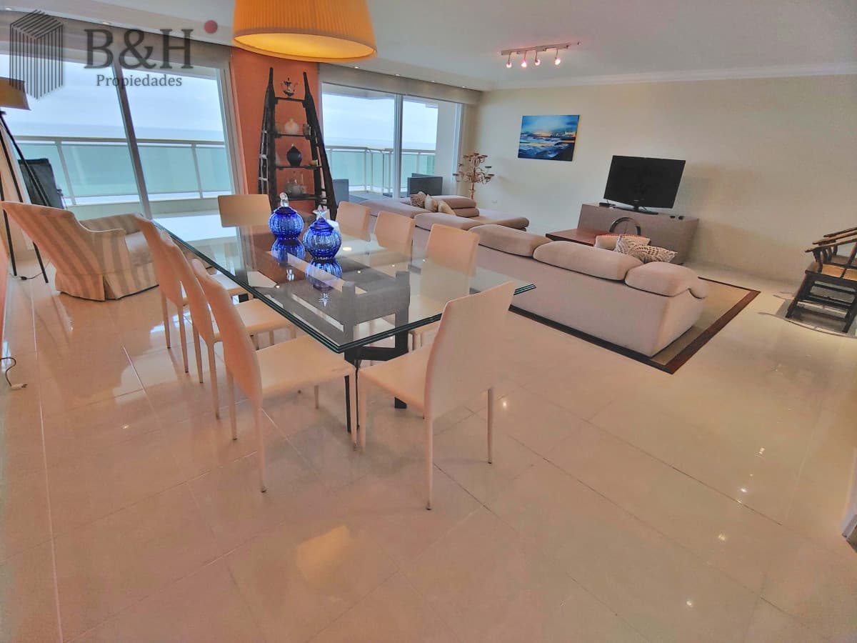Apartamento a la venta en Le Jardin Mansa Punta del Este
