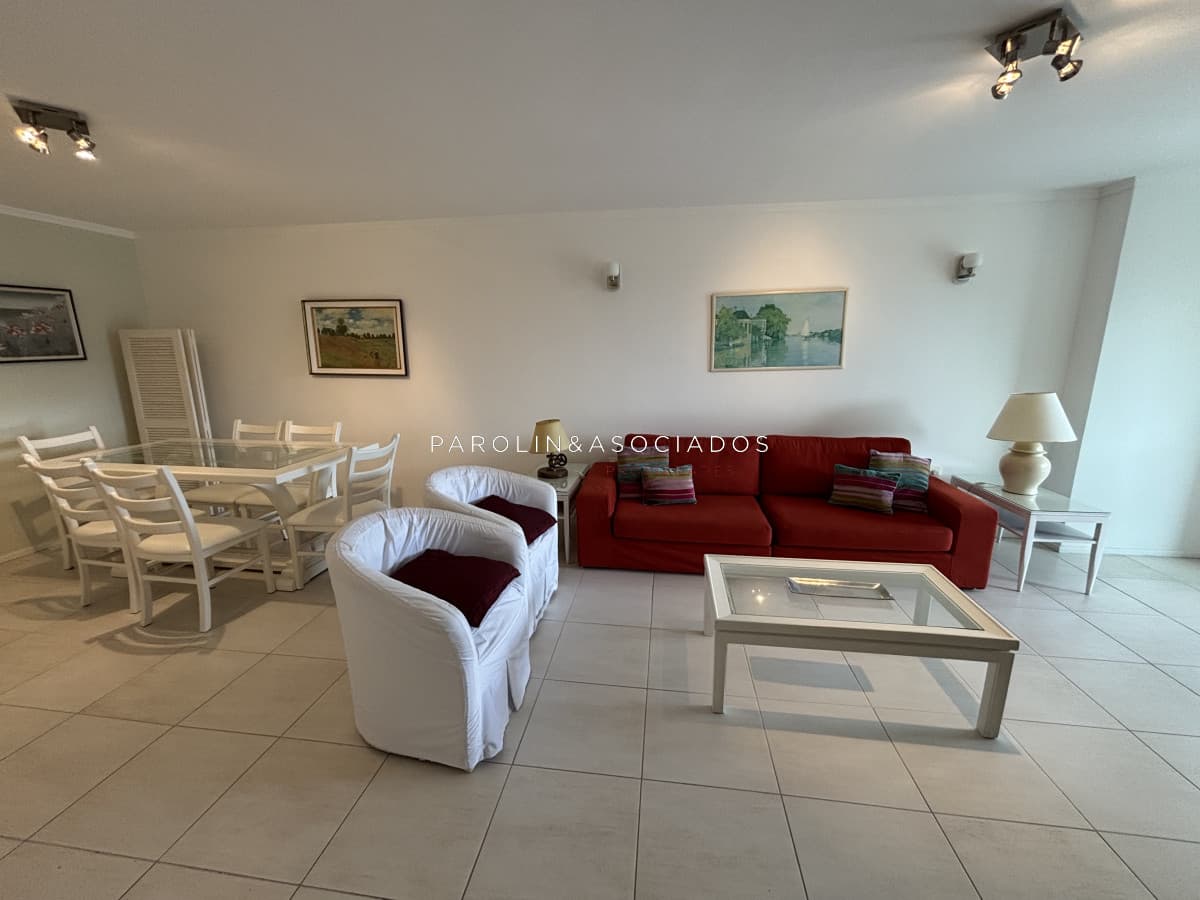 HERMOSO APARTAMENTO 3 DORMITORIOS EN VENTA