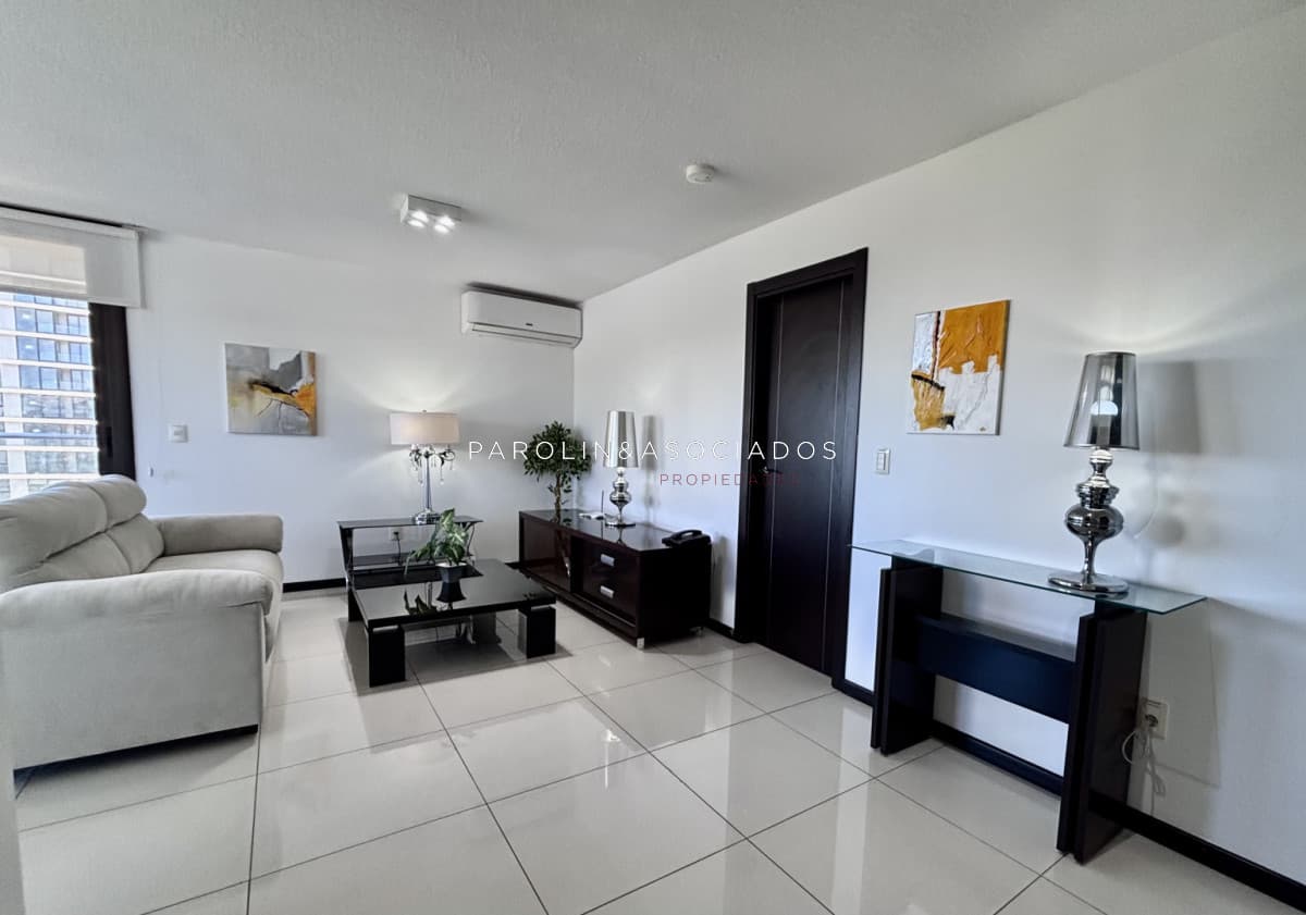 Venta apartamento 3 dormitorios