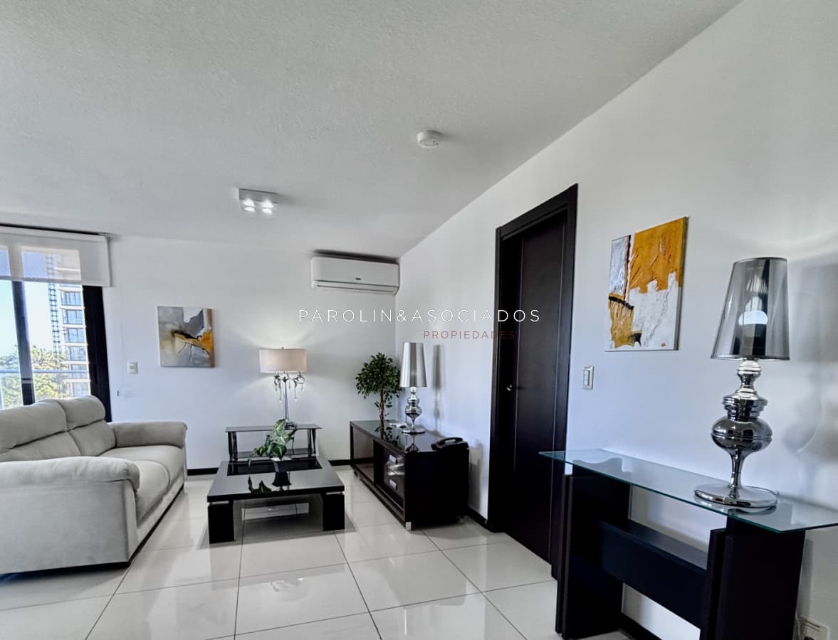 Venta apartamento 3 dormitorios
