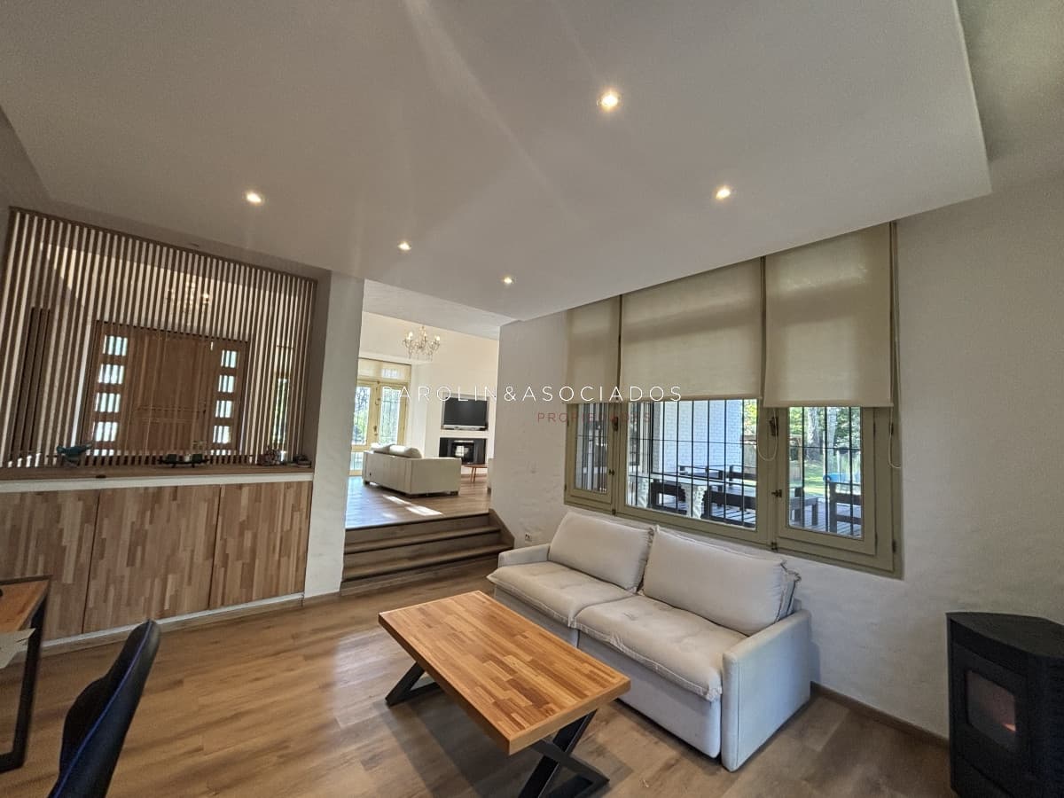 Casa en Venta de 4 Dormitorios en Golf, Punta del Este