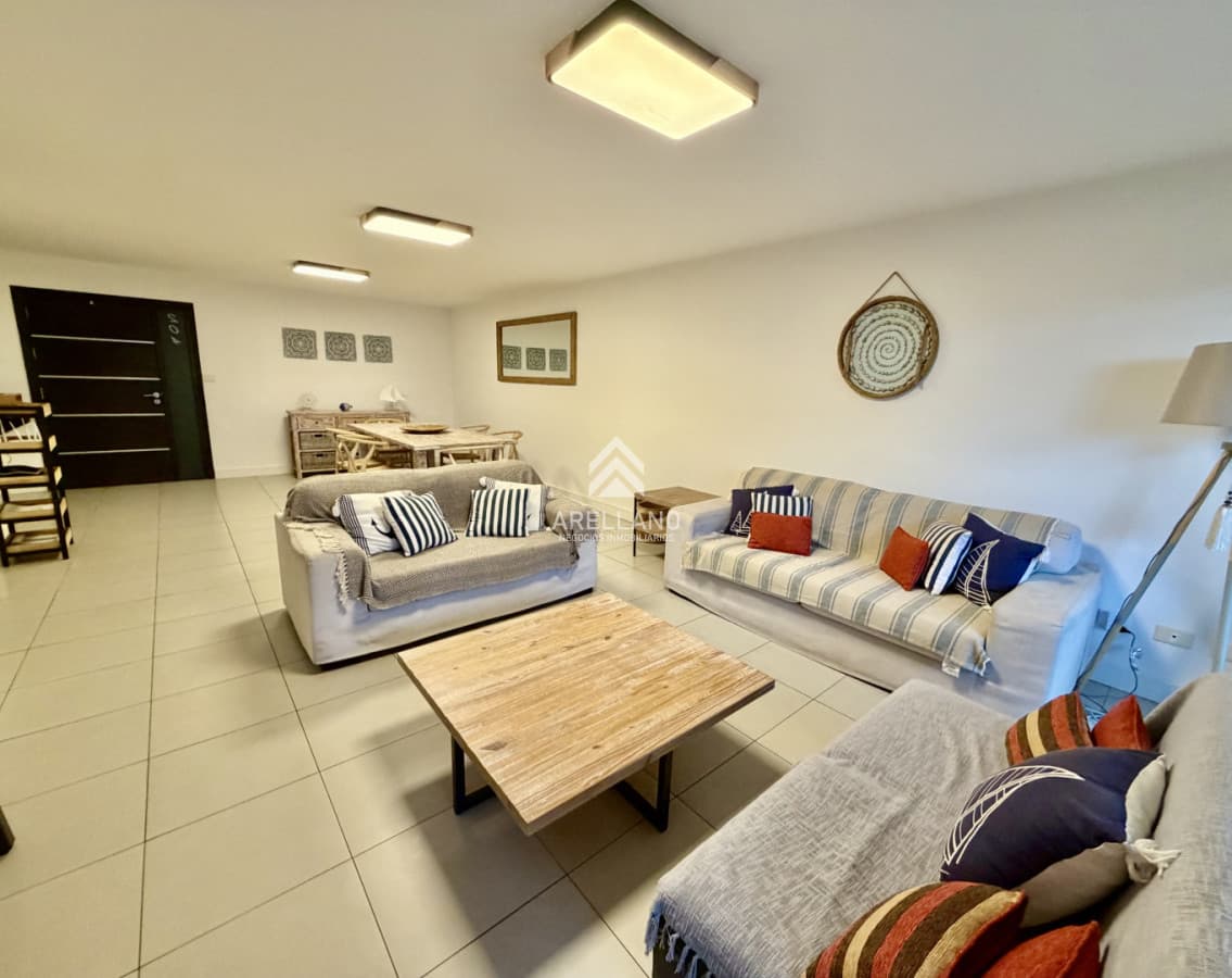 Apartamento ID.7053 - Venta apartamento 3 dormitorios