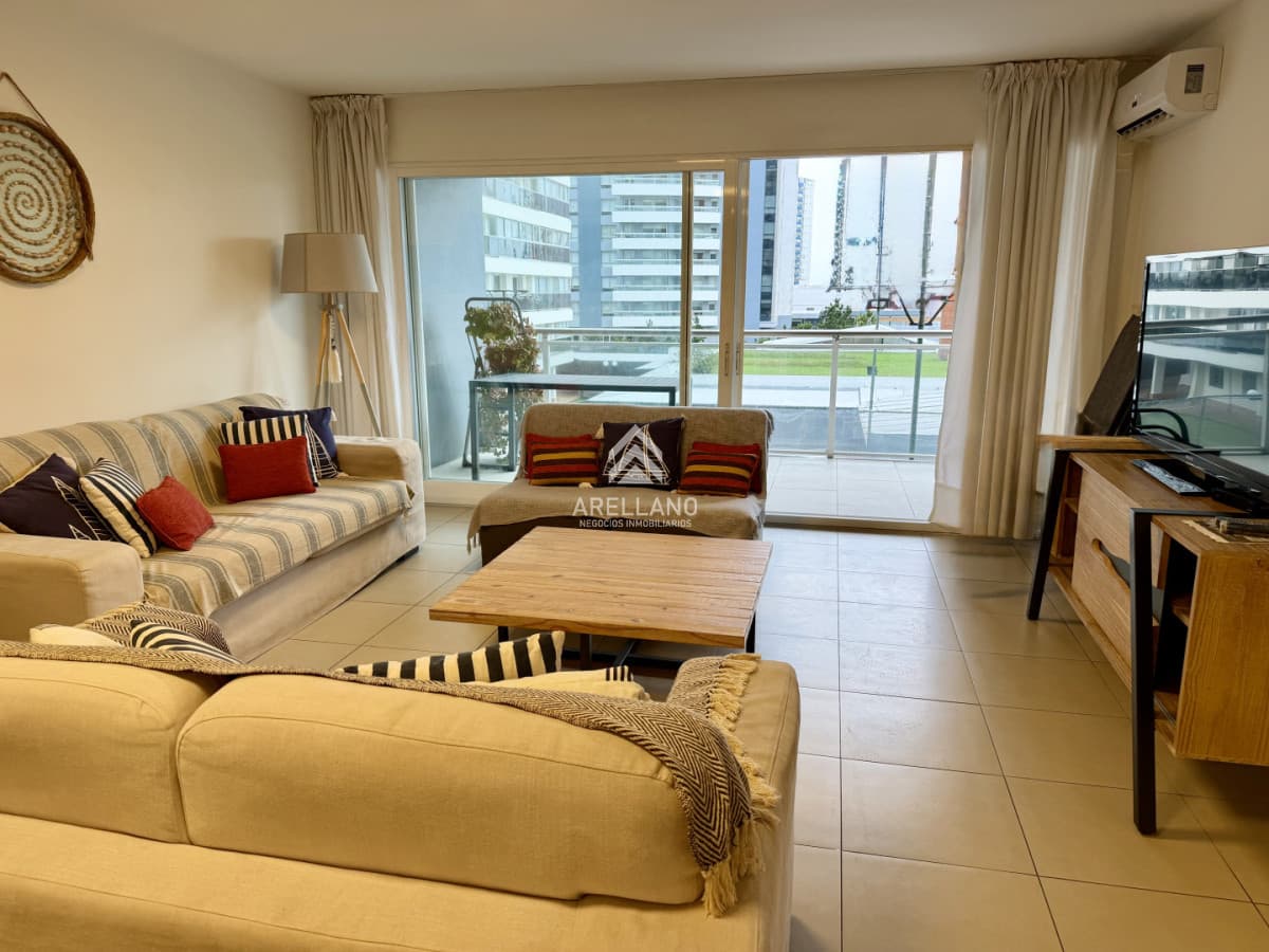 Apartamento ID.7053 - Venta apartamento 3 dormitorios