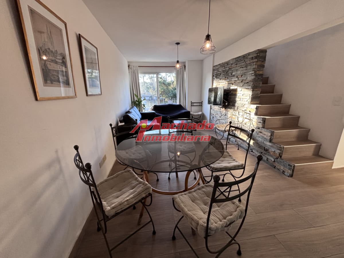 Apartamento en venta de 3 dormitorios próximo al mar
