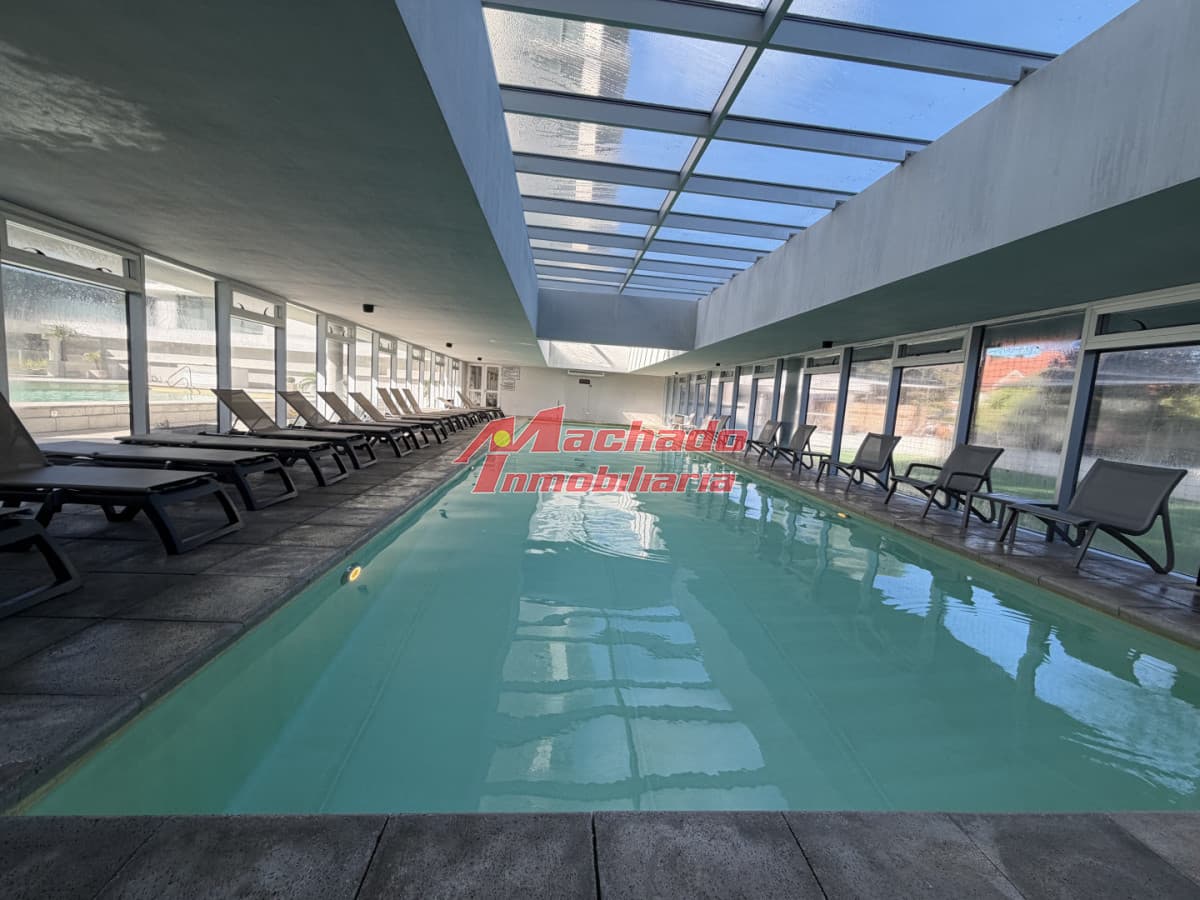 Apartamento esquinero en venta de 1 dormitorio OPORTUNIDAD!!!!