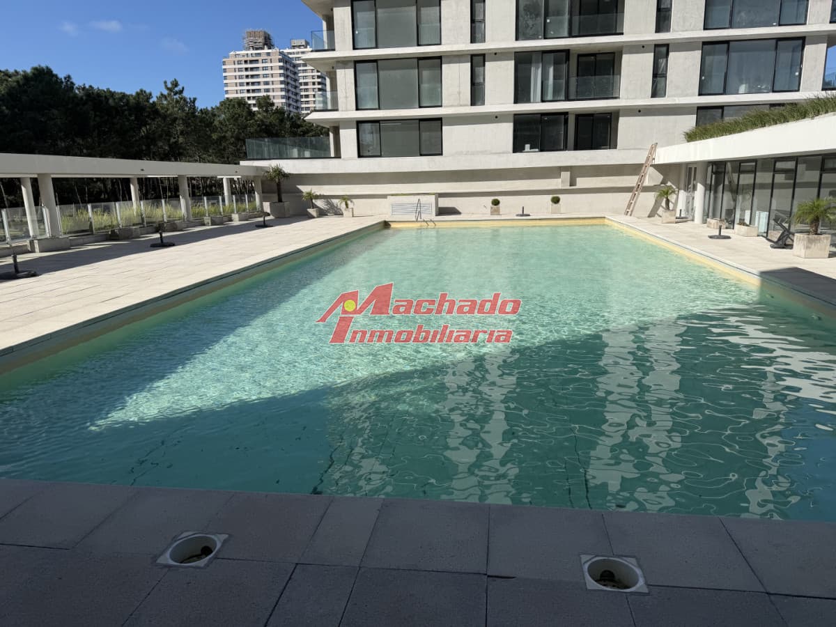 Apartamento esquinero en venta de 1 dormitorio OPORTUNIDAD!!!!