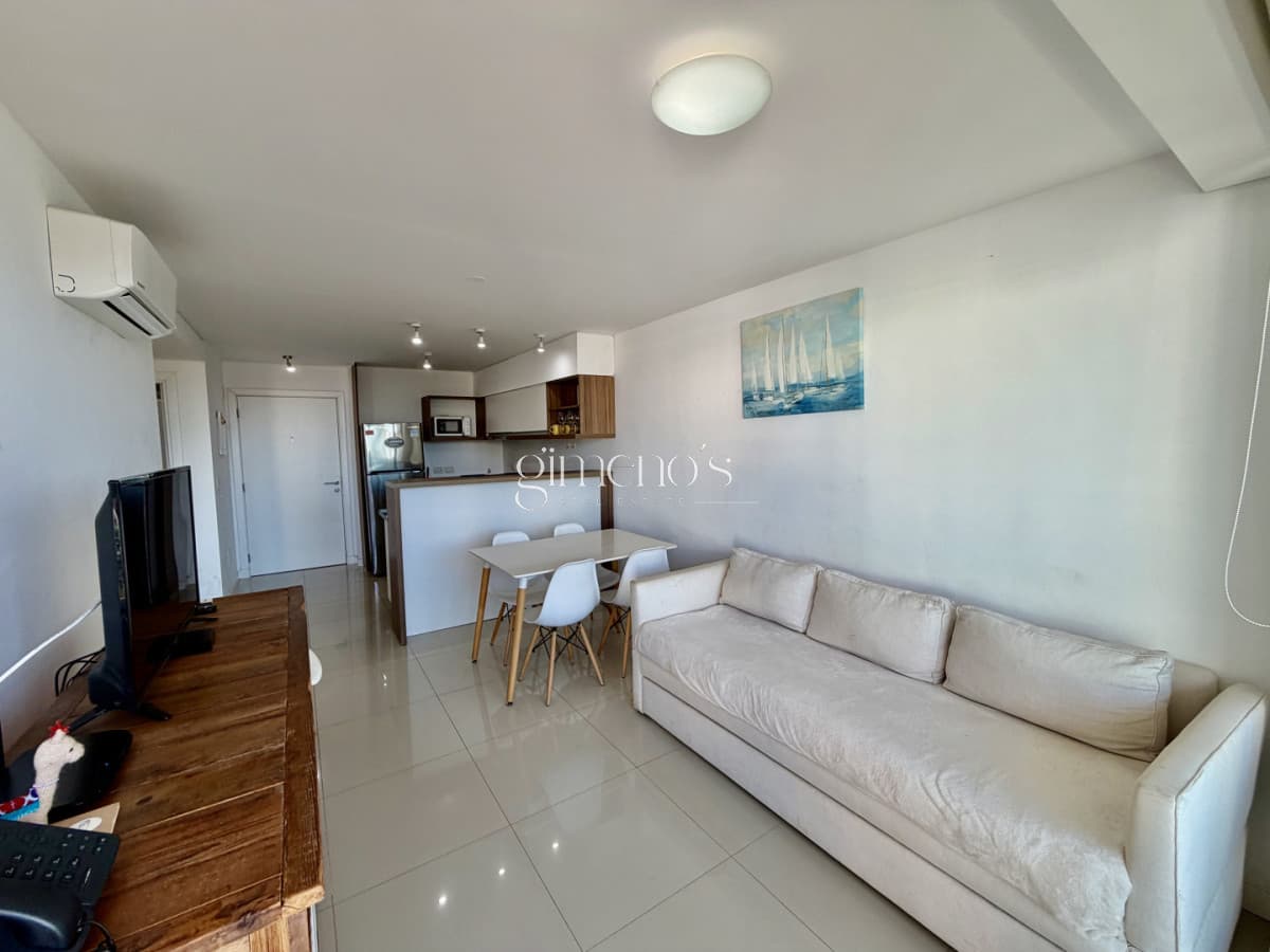 APARTAMENTO MODERNO EN VENTA DE 1 DORMITORIO MEDIO - Playa Brava - Punta del Este