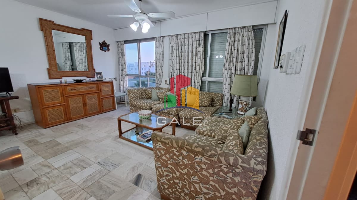 Apartamento en alquiler anual