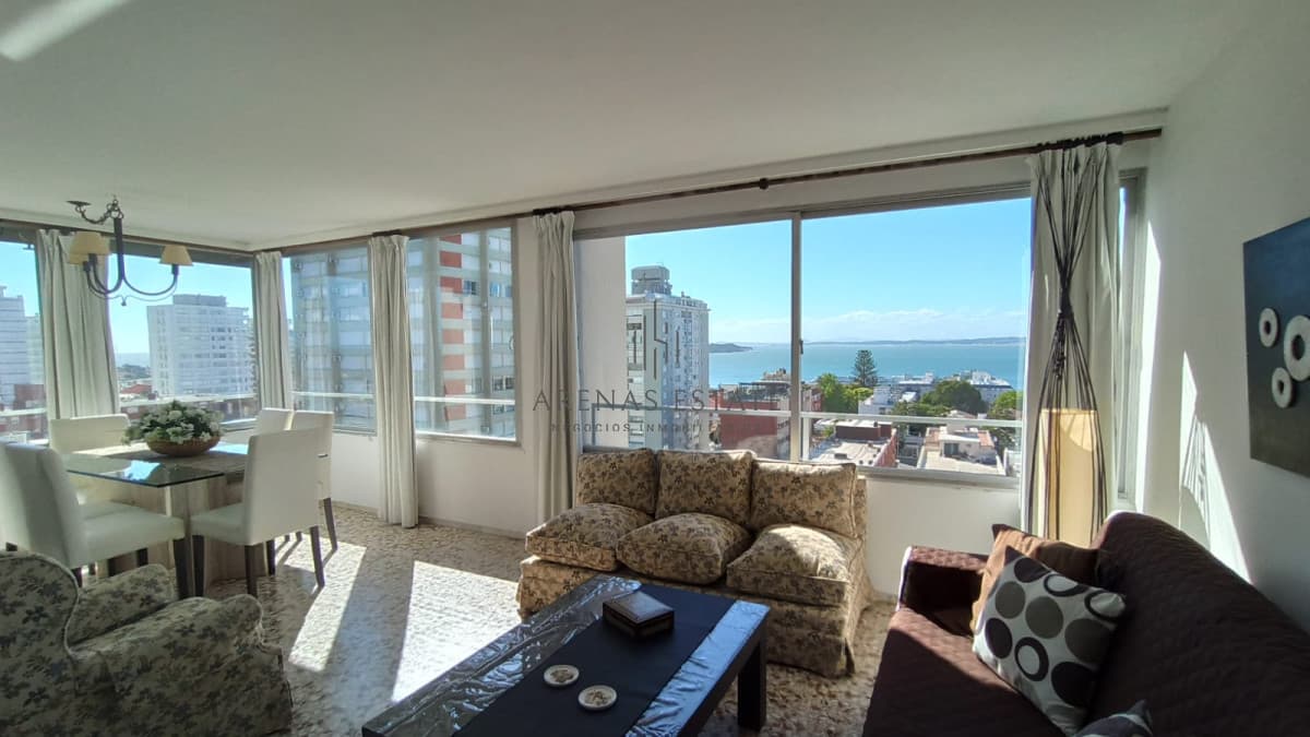 Apartamento ID.3105 - Apartamento en venta en Punta del Este - Península Ref. 5458