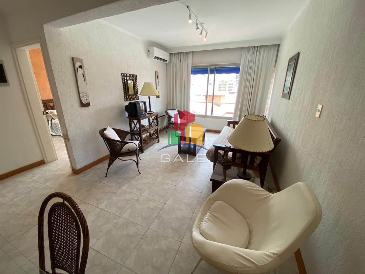 Gale Propiedades & Escribanía Apartamento ID.4110 - Peninsula reciclado
