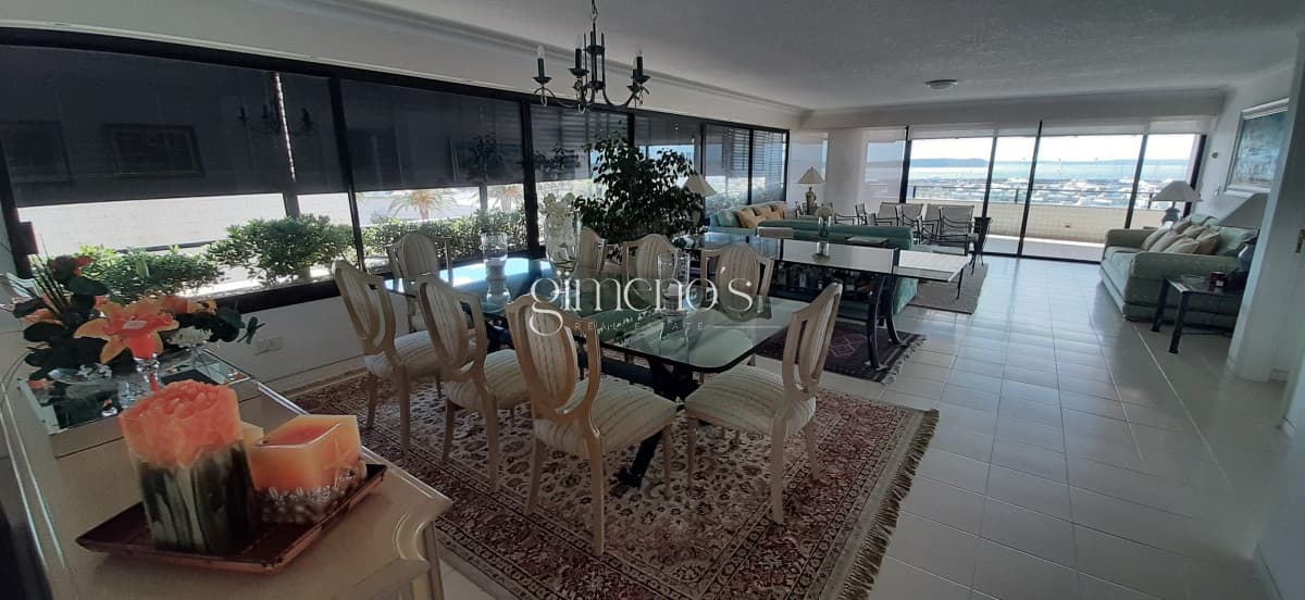 Apartamento en Venta 3 Dormitorios - Punta del Este - Puerto