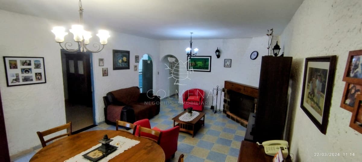 Muy buena casa con amplias comodidades y construcción ideal para vivienda permanente totalmente equipada