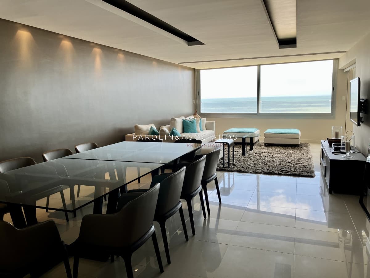 Espectacular apartamento frente a playa Brava en Tiburon III venta y alquiler, Brava Punta del Este