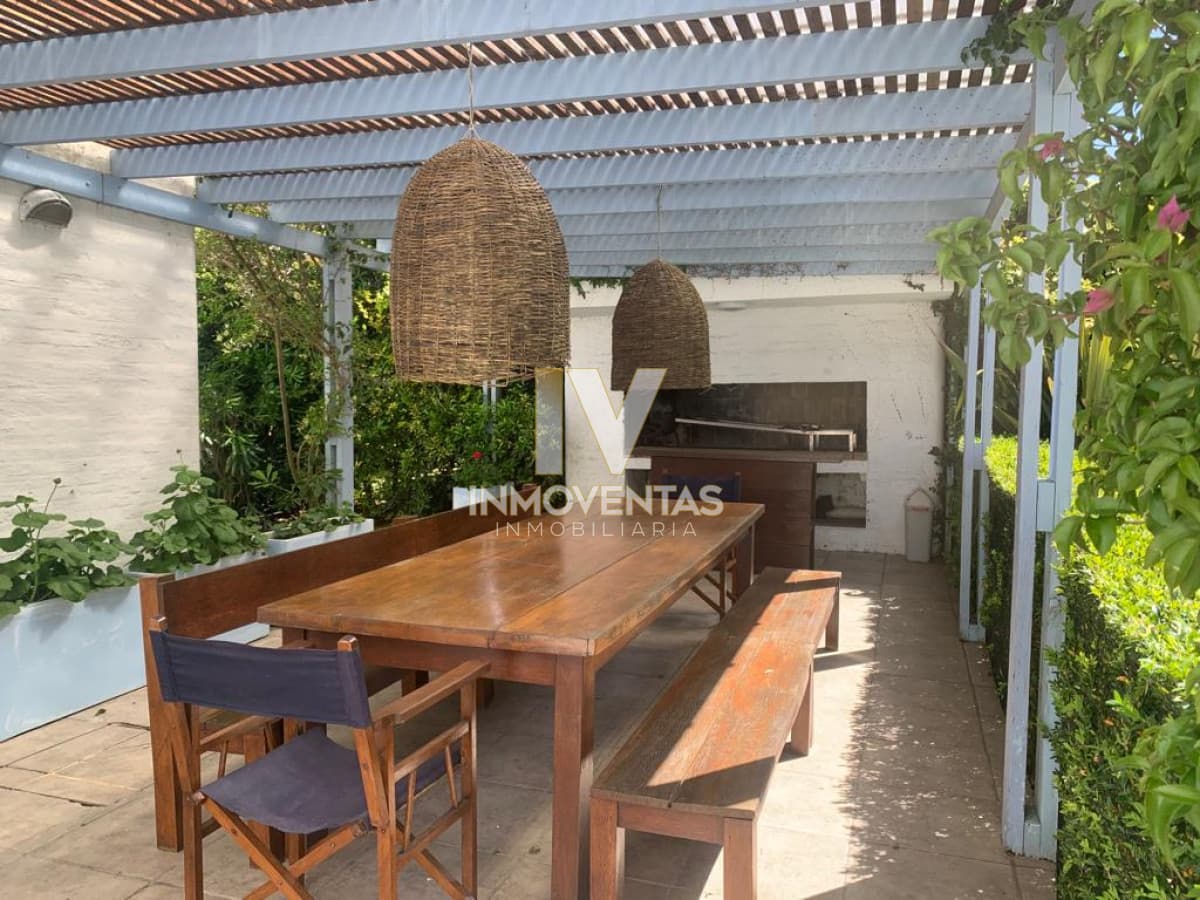 Casa Rincón del Indio 5 dormitorios piscina garage