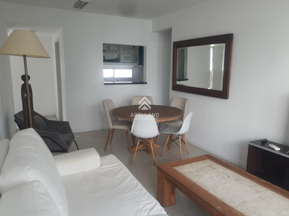 Apartamento ID.6373 - Venta apartamento 2 dormitorios Peninsula