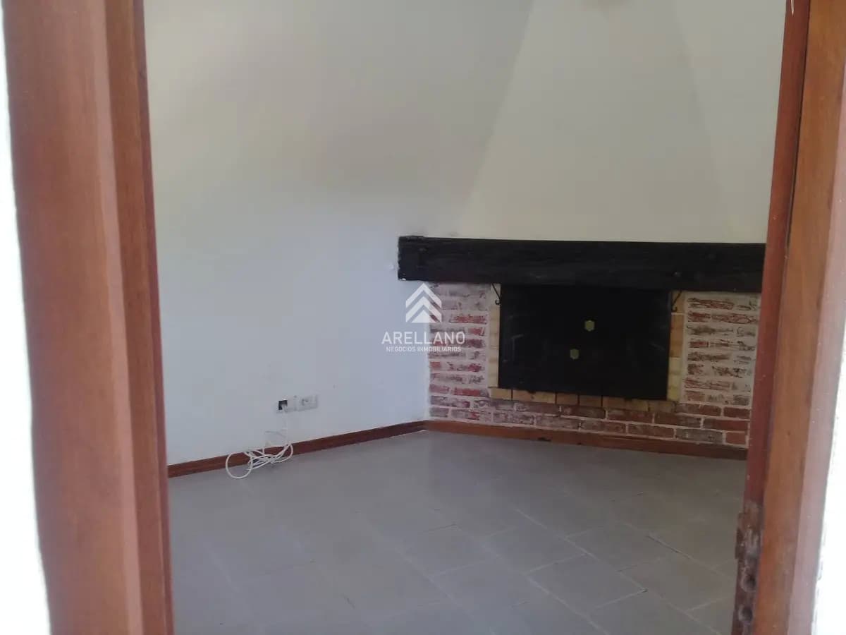Casa ID.3253 - Oportunidad de inversion con renta !