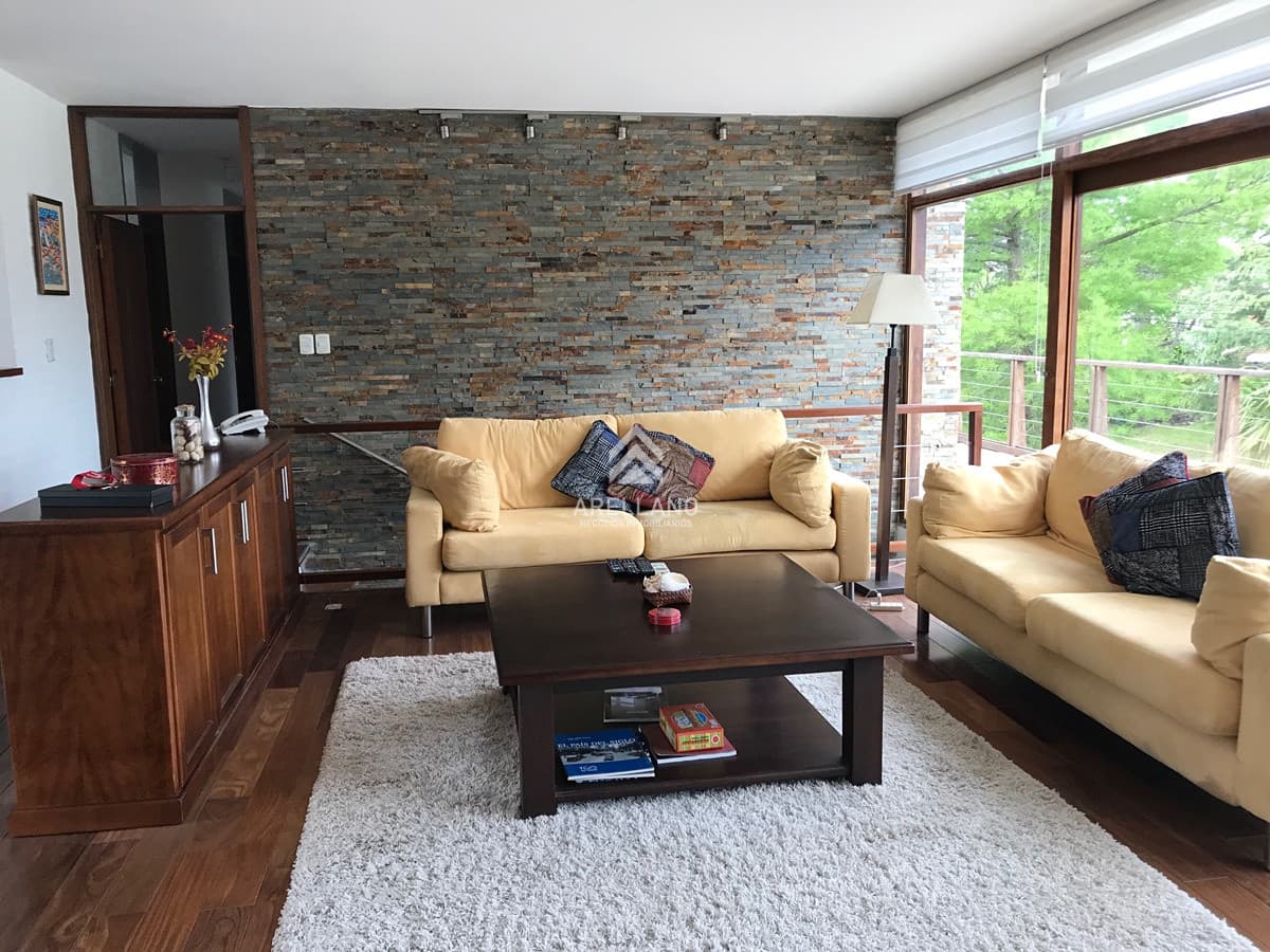 Casa ID.5881 - Casa en Mansa 4 dormitorios con piscina y barbacoa