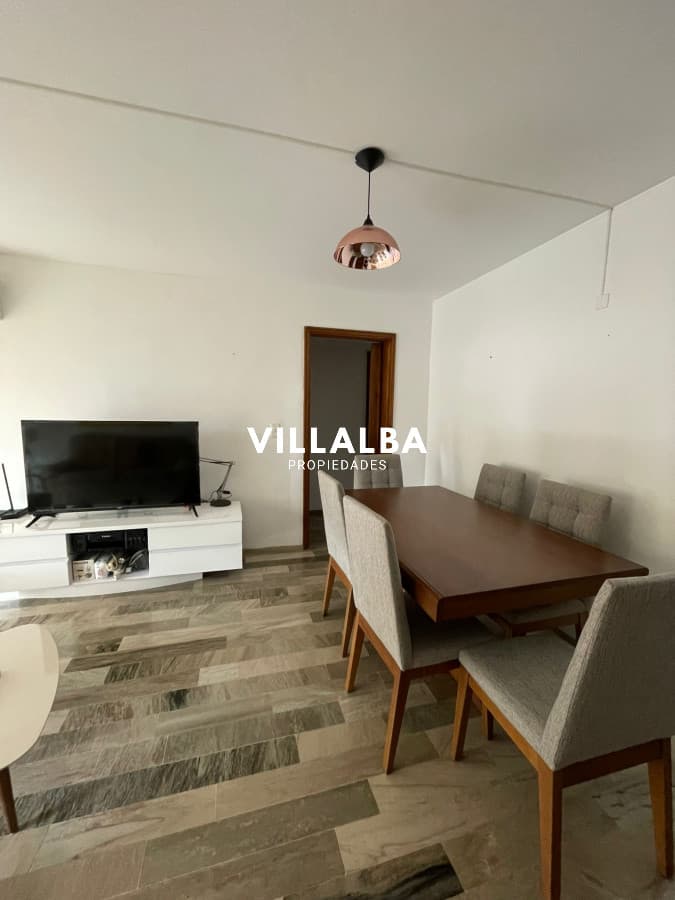 Apartamento en planta baja con gran terraza a metros del mar